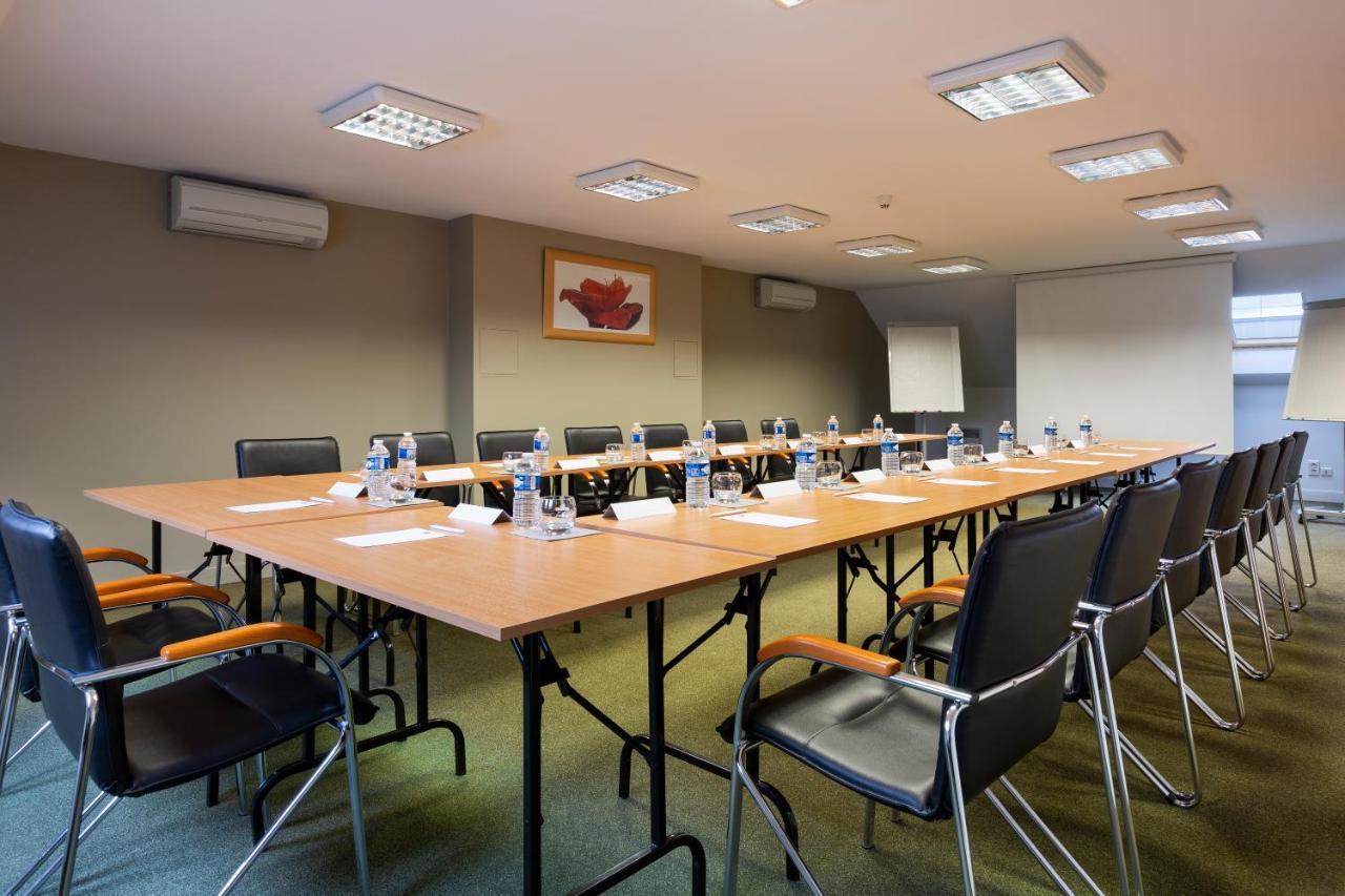 Comfort Hotel Orleans Saran Kültér fotó