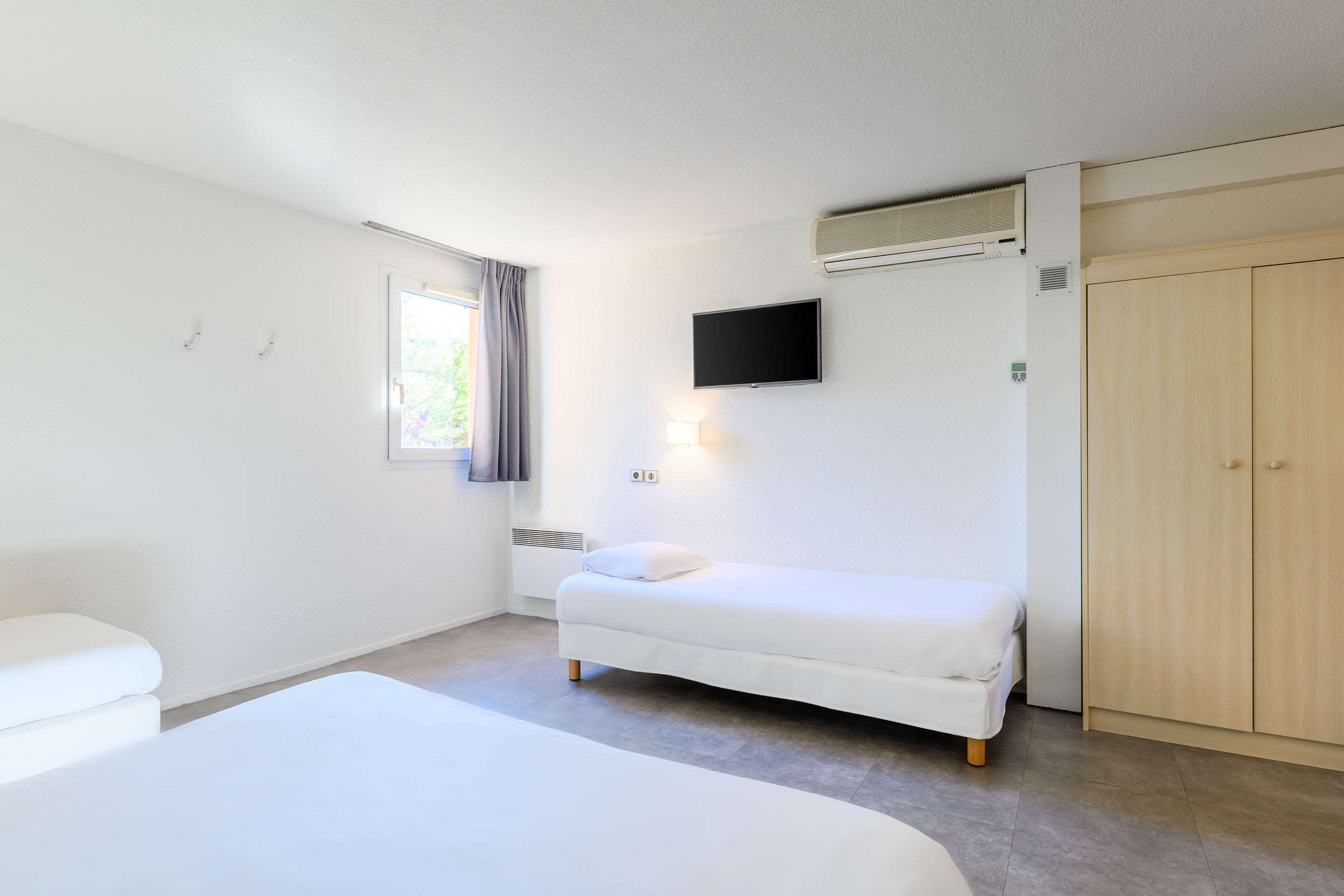 Comfort Hotel Orleans Saran Kültér fotó
