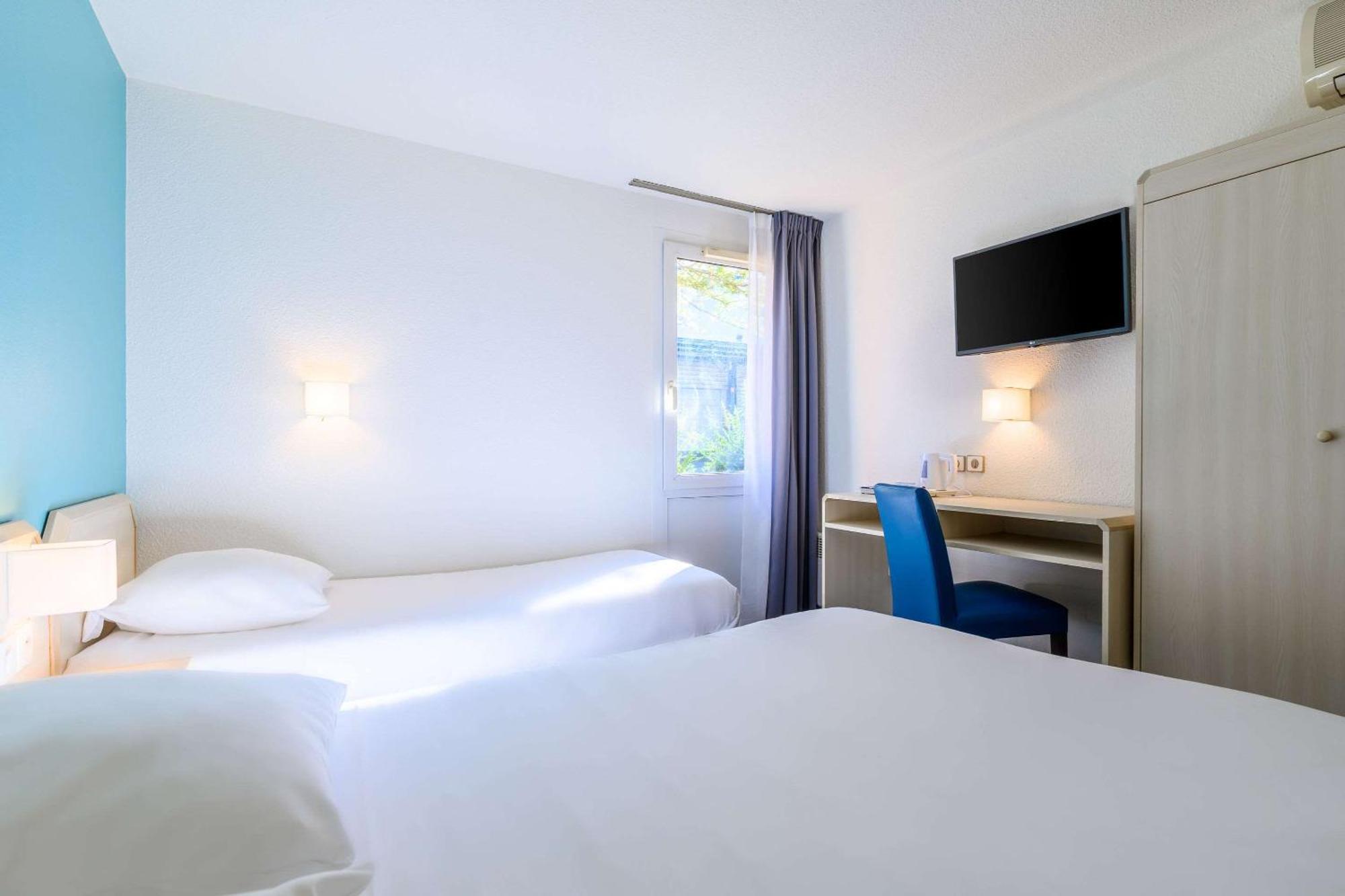 Comfort Hotel Orleans Saran Kültér fotó