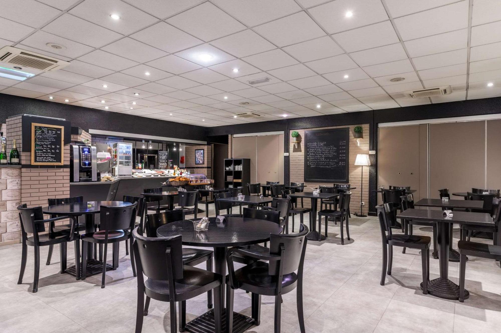 Comfort Hotel Orleans Saran Kültér fotó